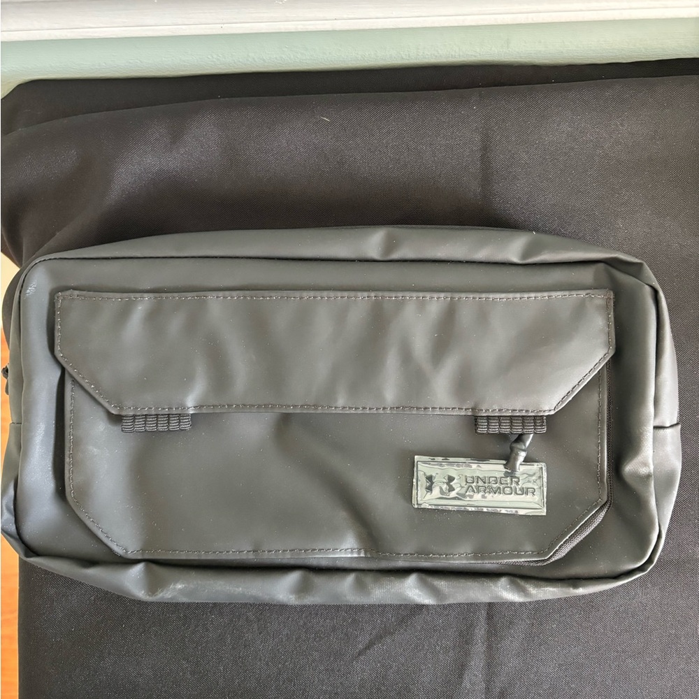 Under Armour Black Men's Belt Bag with Front Flap
